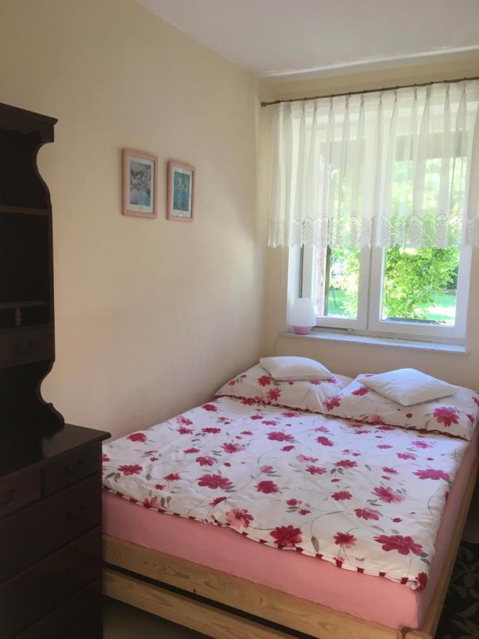 Domek Letni Na Wakacje W Rumi Rumia Buitenkant foto